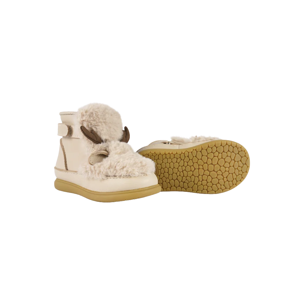 Roumi Shoes | Reindeer | Light Beige Soft Faux Fur