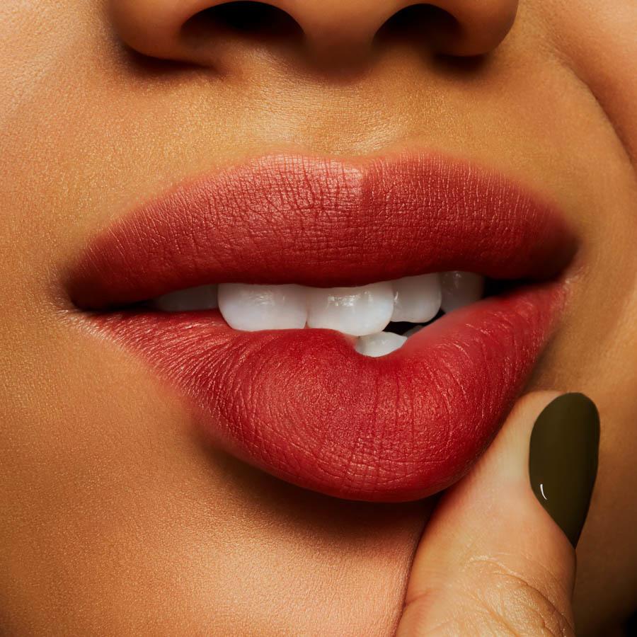 MAC Powder Kiss Liquid Lipcolour Marrakesh-Mere 5ml
