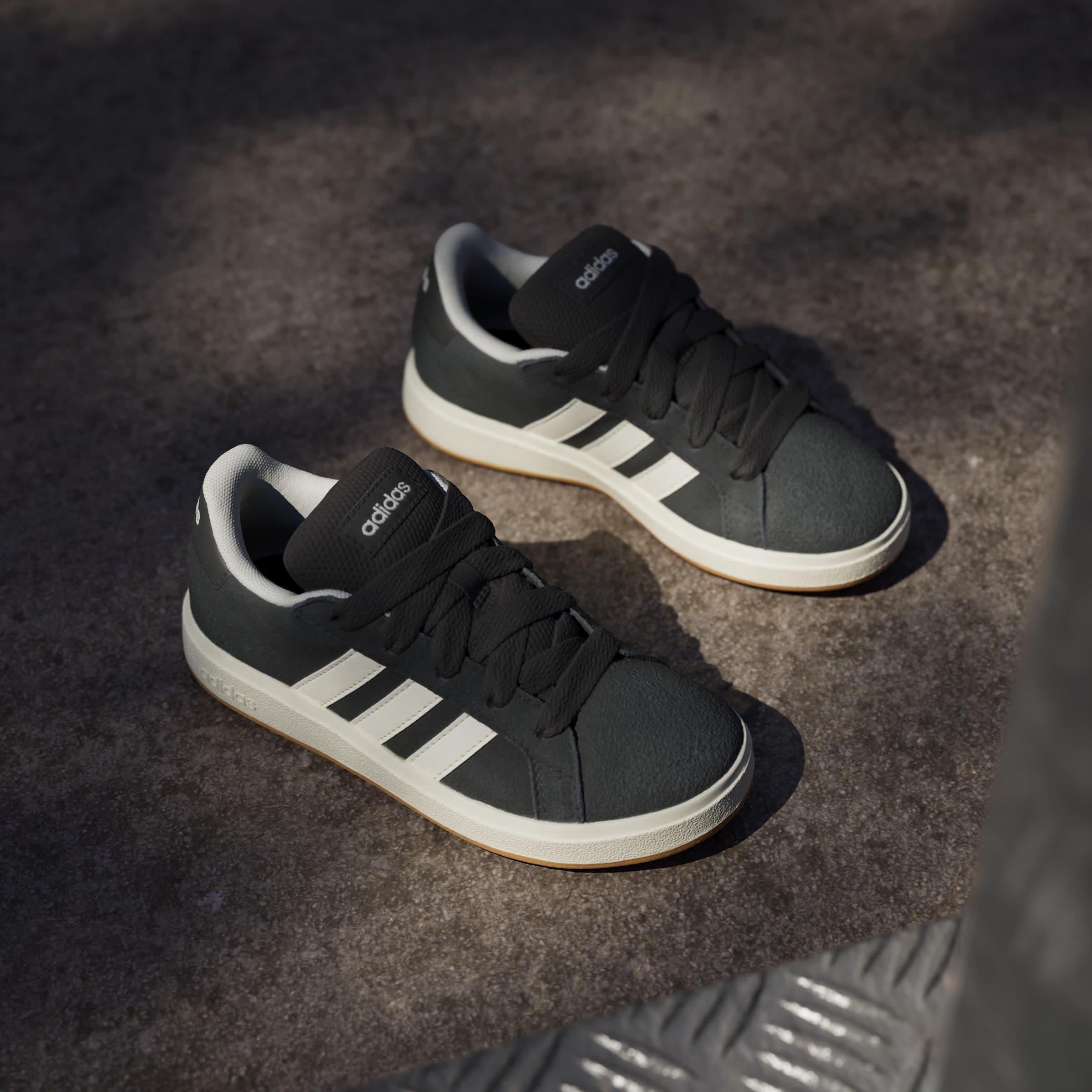 adidas Grand Court 00s Trainers Juniors