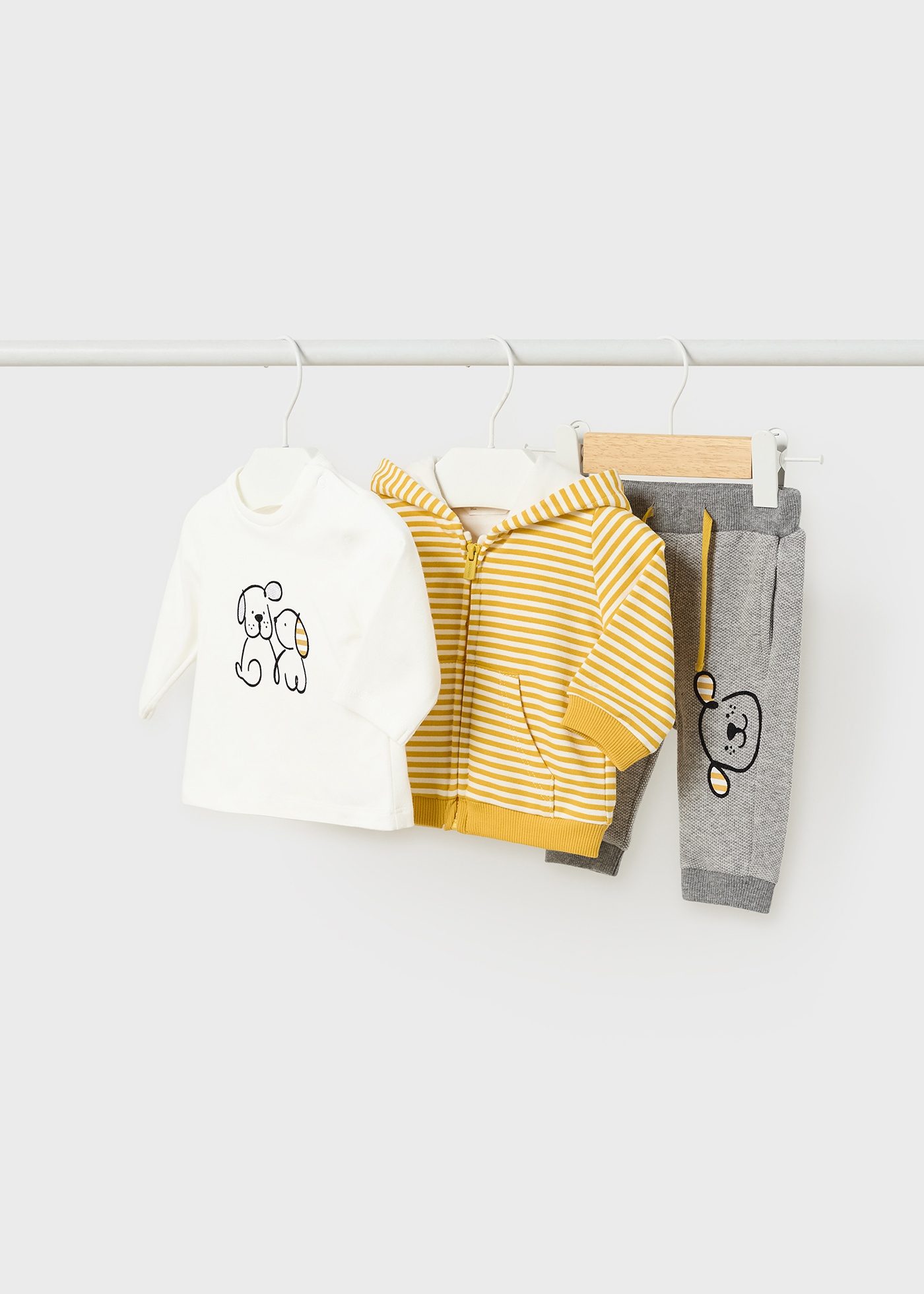 Conjunto de moletom de 3 peças Better Cotton para recém-nascidos