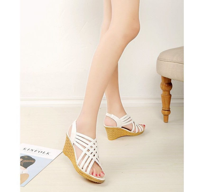 Vindler - Sandalen met bandjes en sleehak