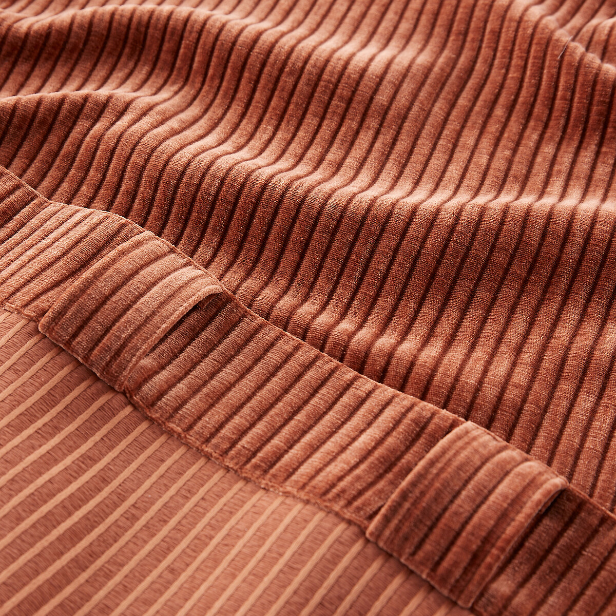 LA REDOUTE INTERIEURS<br>Cortina de veludo cotelê Carly com laços ocultos
