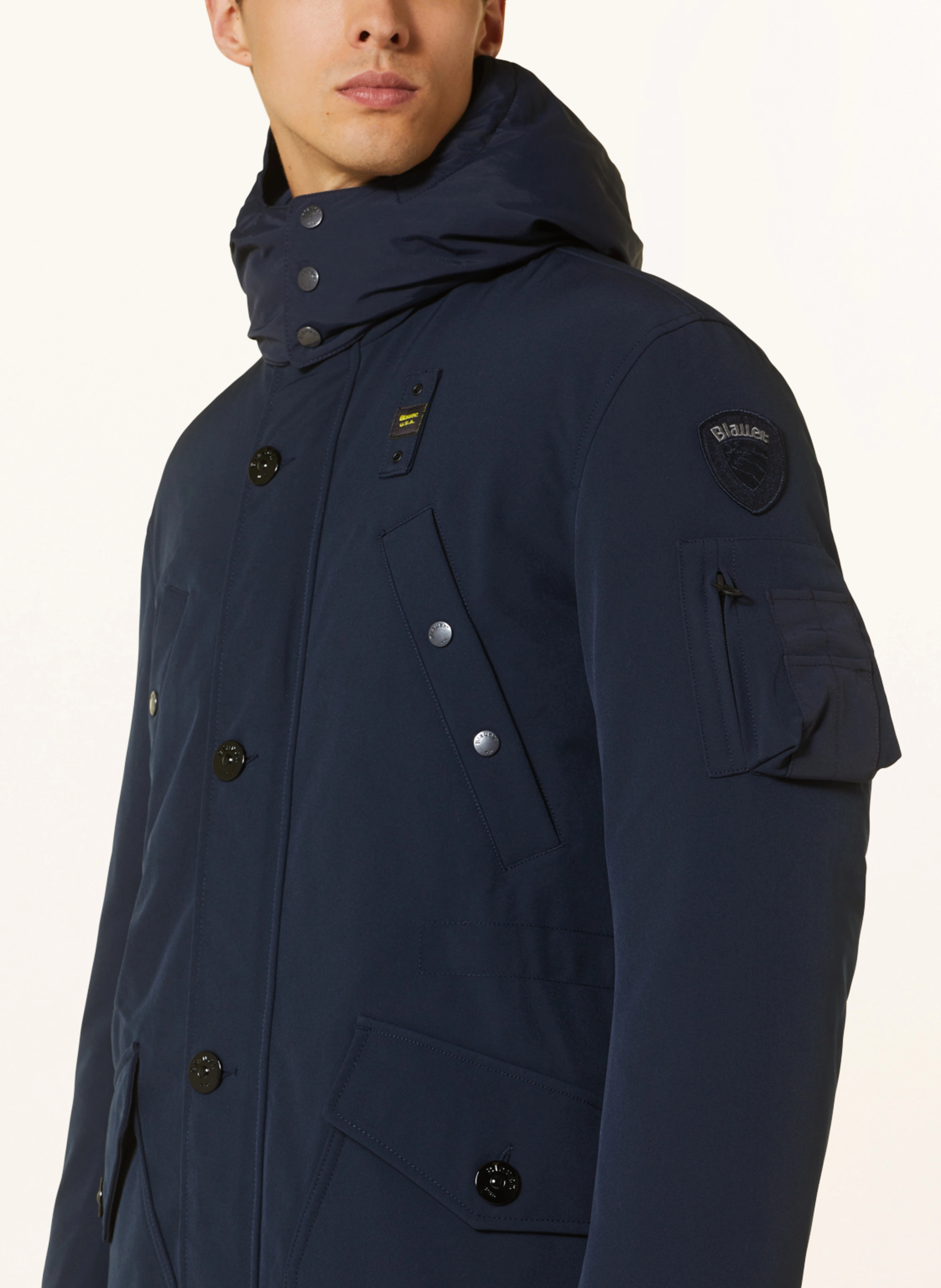Blauer Parka mit DUPONT™ SORONA®-Isolierung