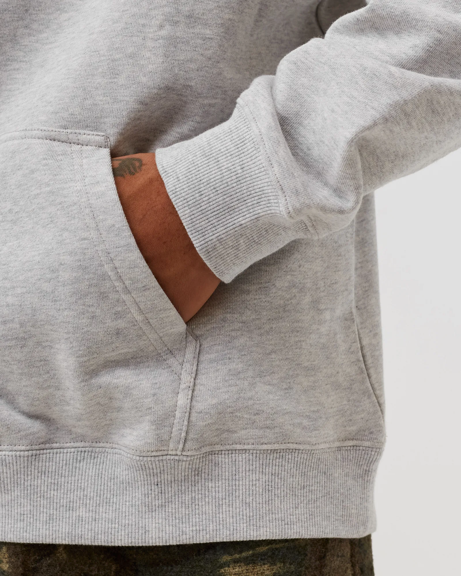 Gramicci ONE POINT HOODED SWEATSHIRT