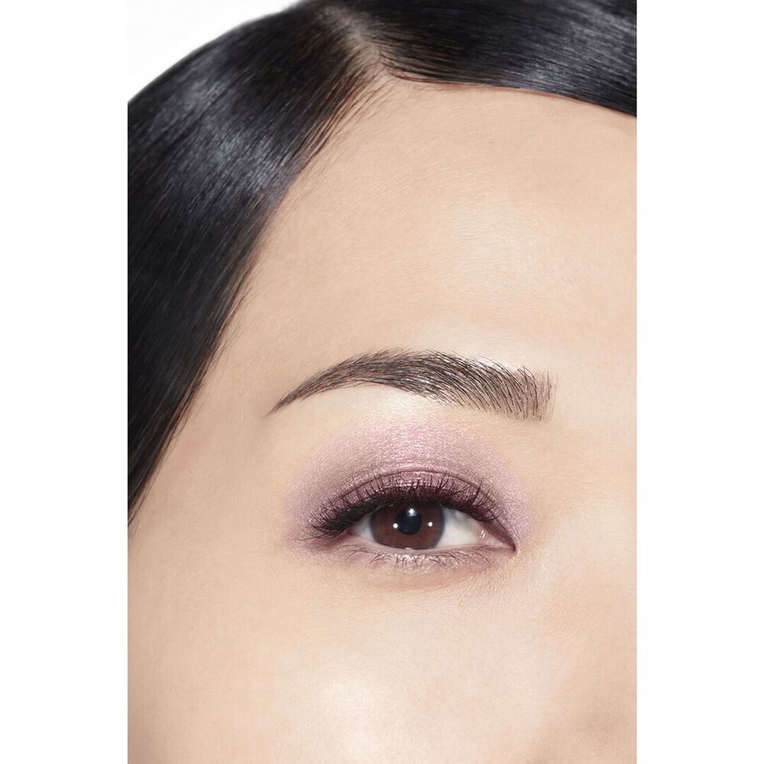 Rouge Noir OMBRE ESSENTIELLE
