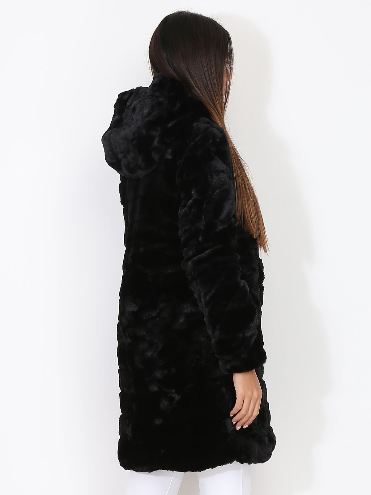 Manteau fausse fourrure à capuche et zip- Noir