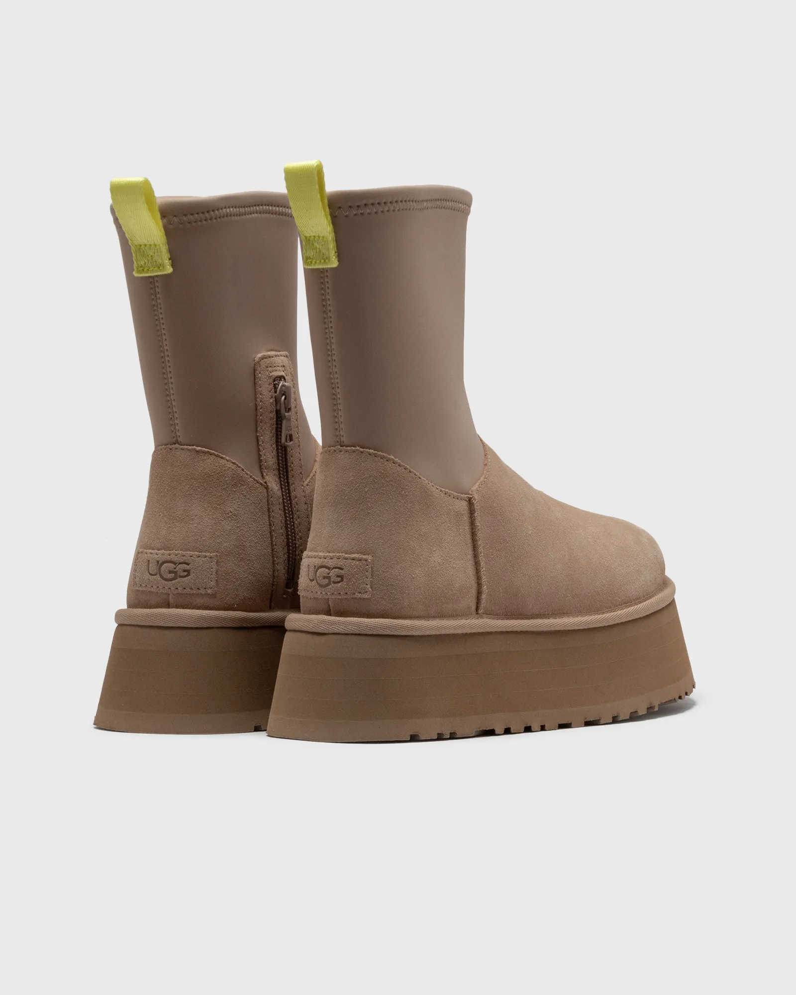 UGG WMNS CLASSIC DIPPER