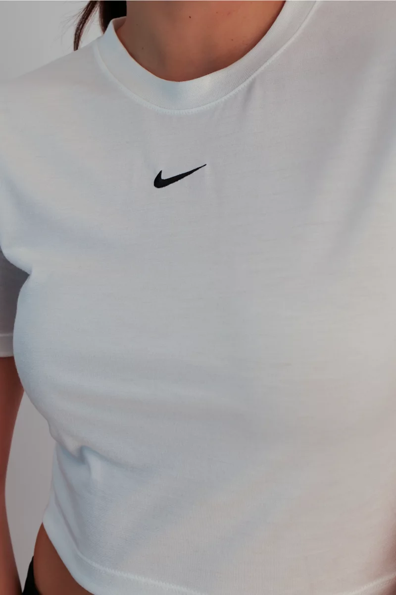 Nike Sportswear Essential Crop Damen T-Shirt