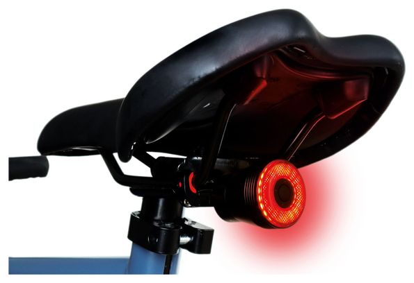 Eclairage arrière intelligent rechargeable