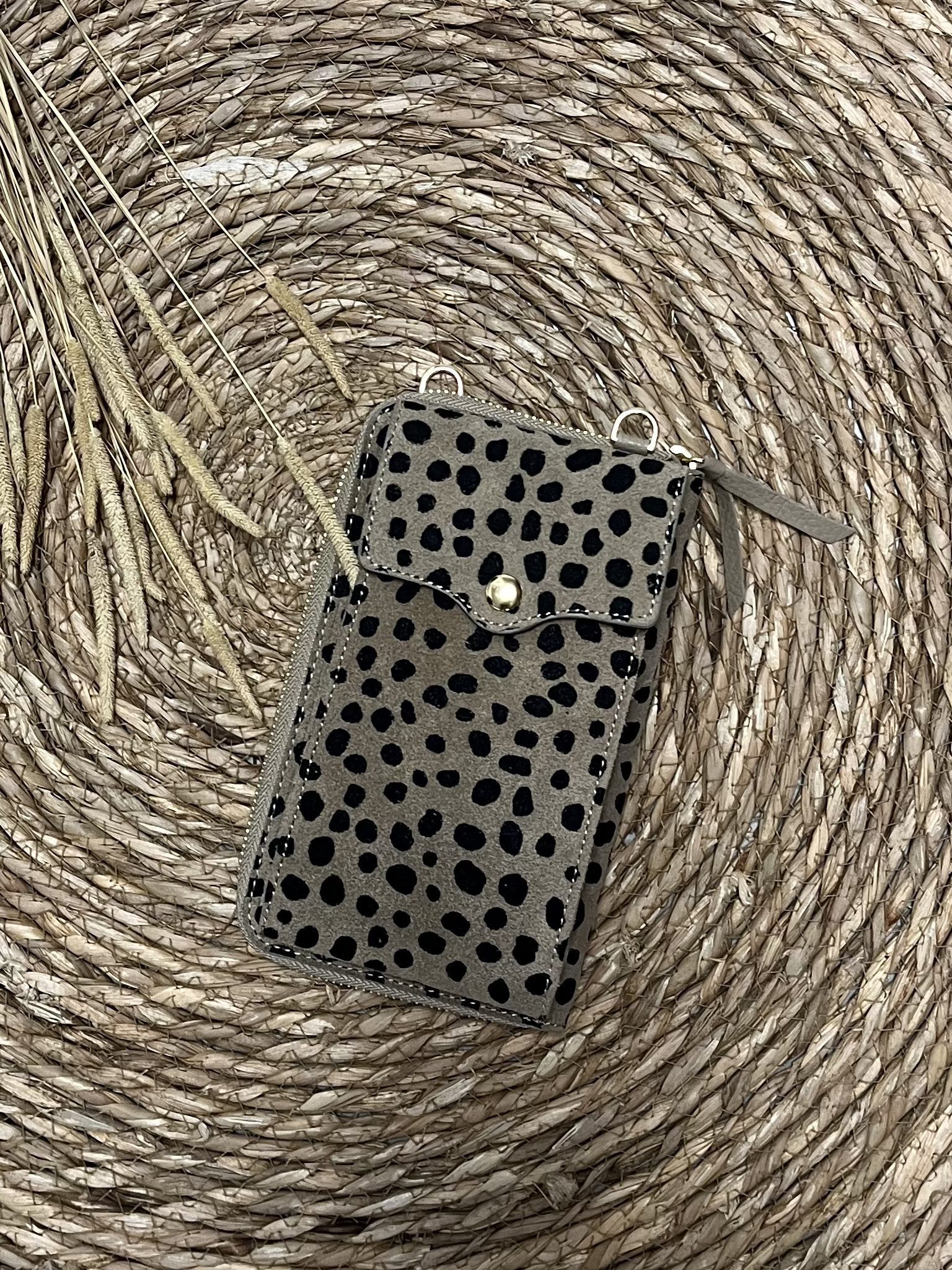 Mia Phone Bag - Suede Cheetah