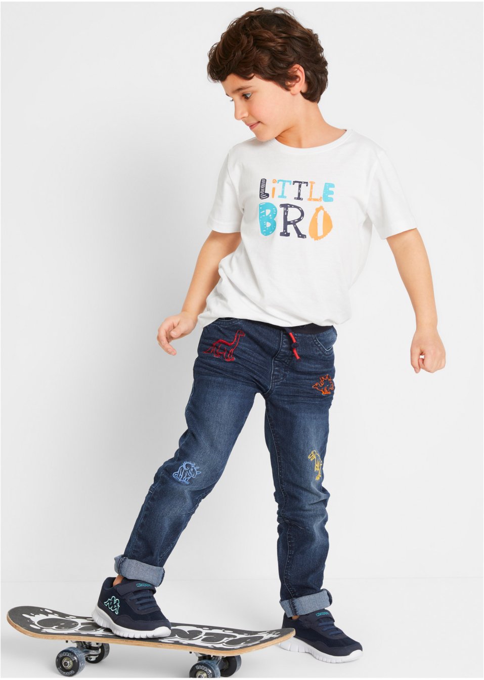 Jean avec motifs dinosaures