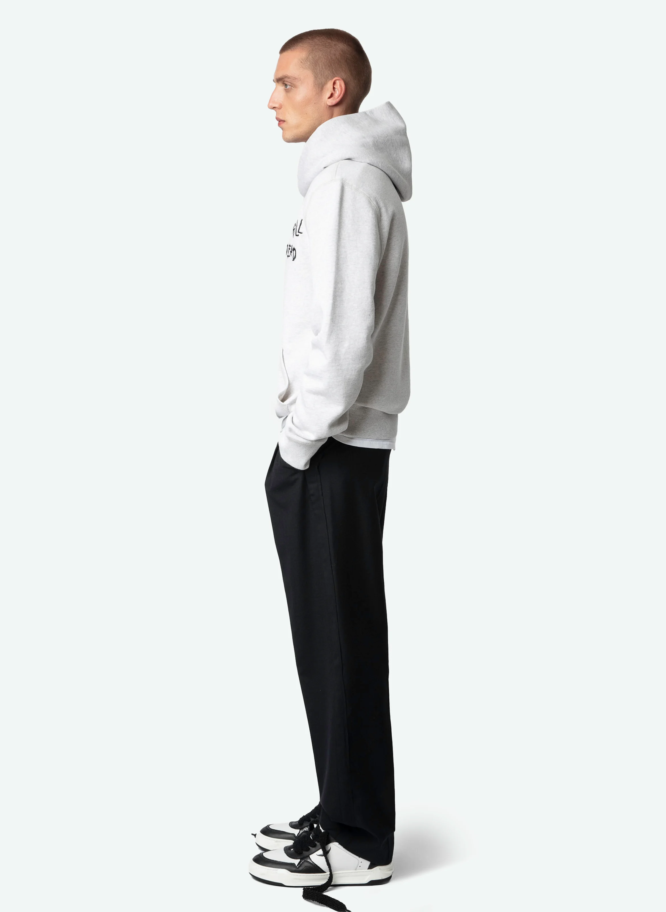 SANCHI - Sweat à capuche brodé en coton bio | Gris