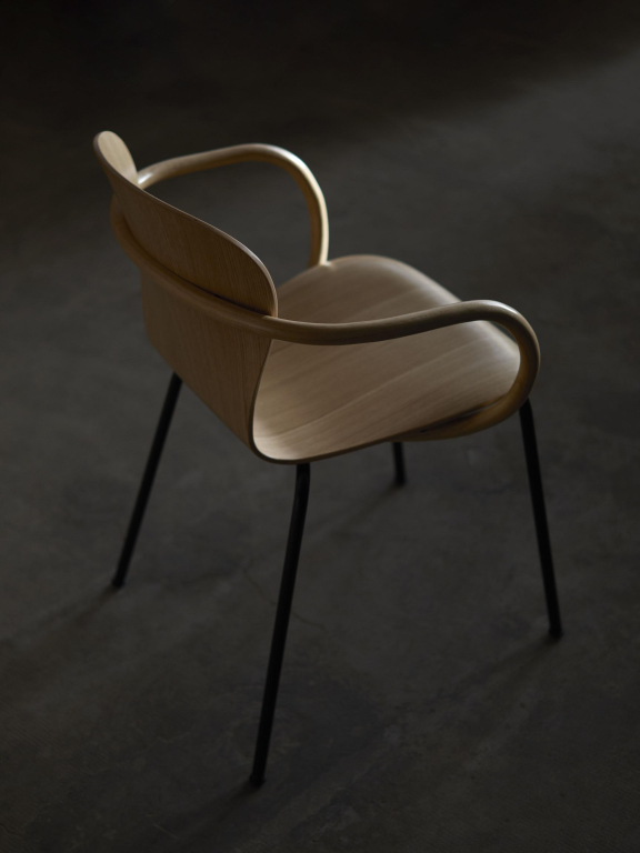 Thonet S220 F eetkamerstoel eiken