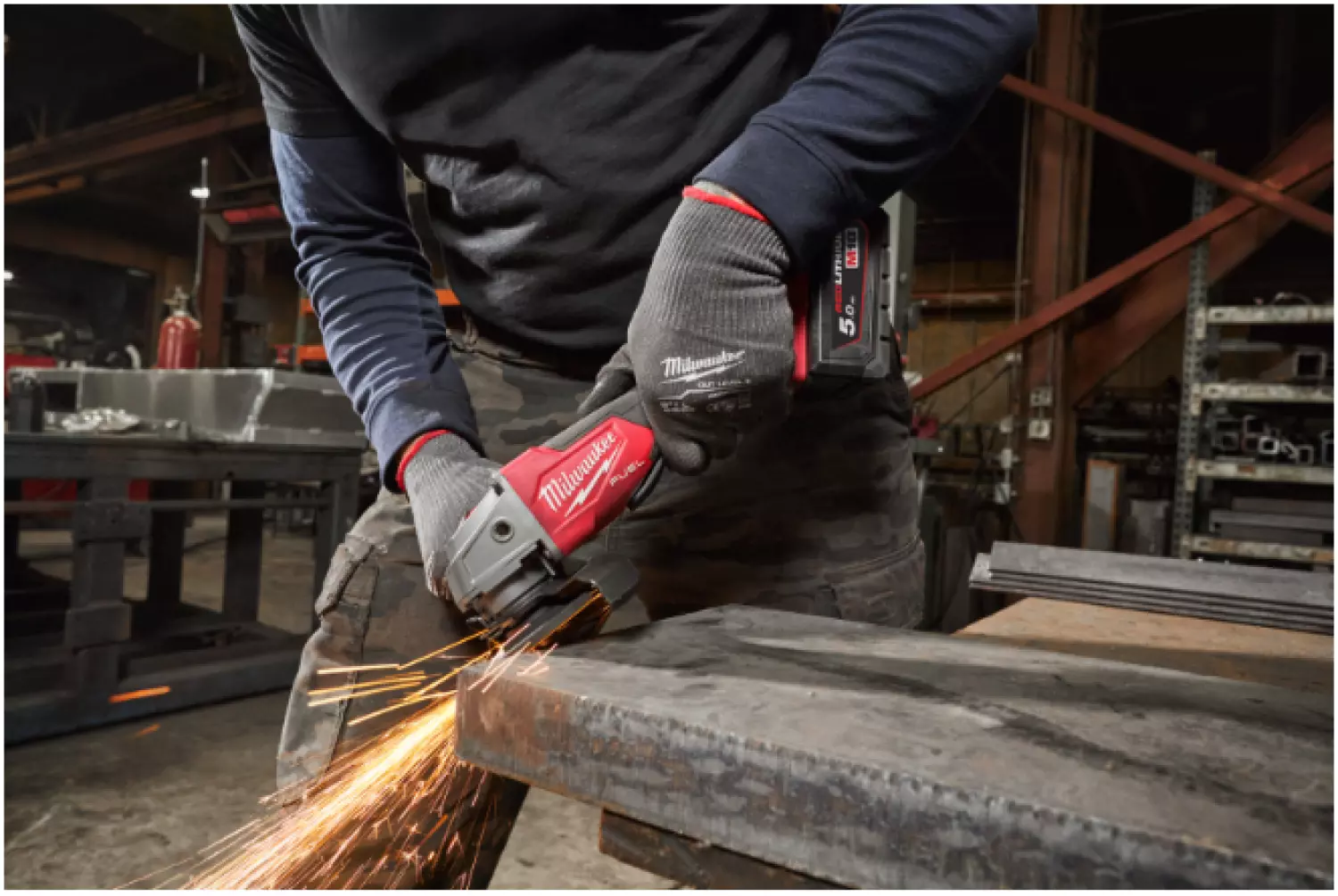 Milwaukee M18 FSAG125X-0X 18V Li-Ion Accu haakse slijper body in HD Box - 125mm - koolborstelloos - schuifschakelaar