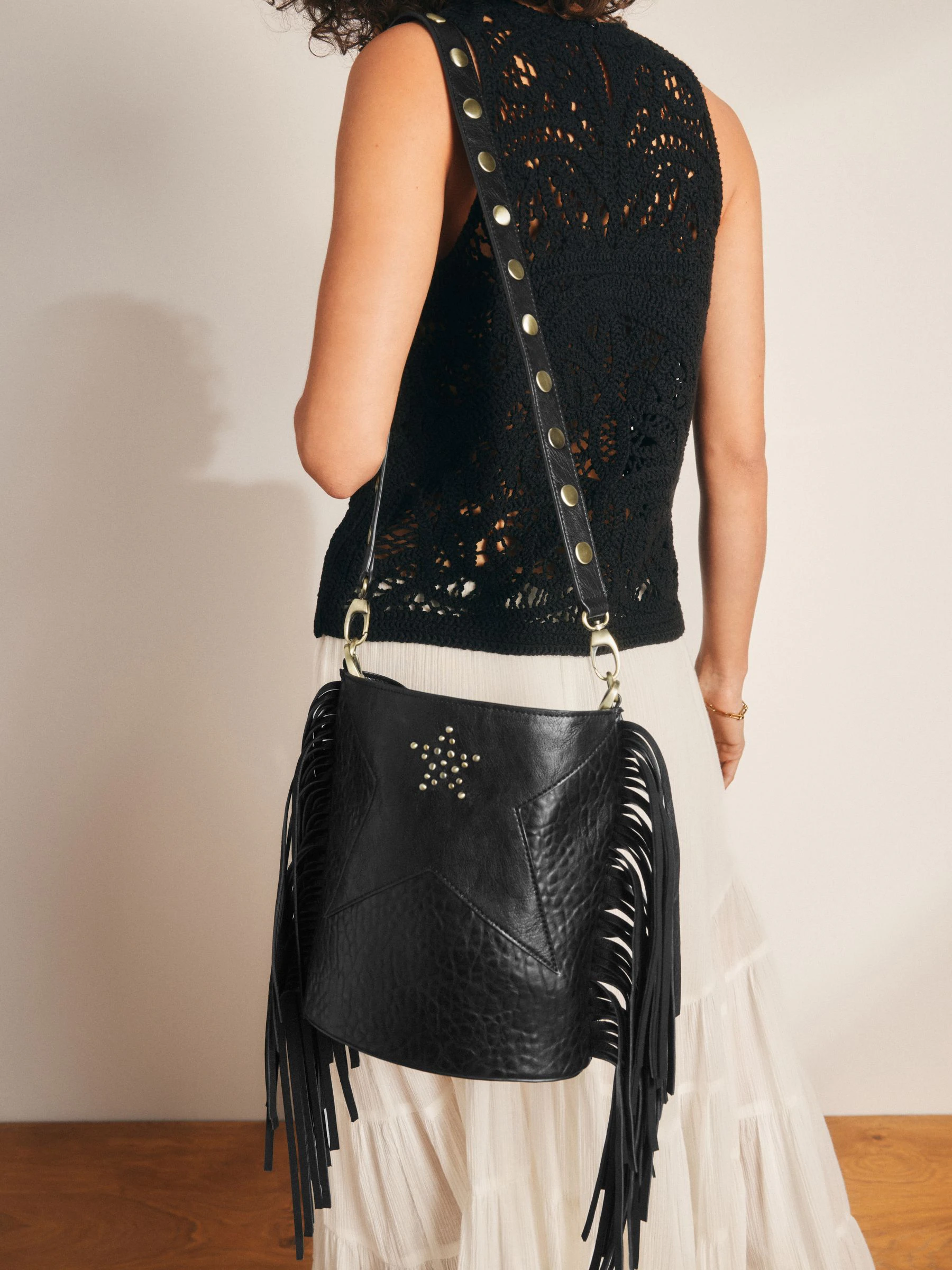 Rockett St George Stervormige Cross-Body Bucket Bag met Studs