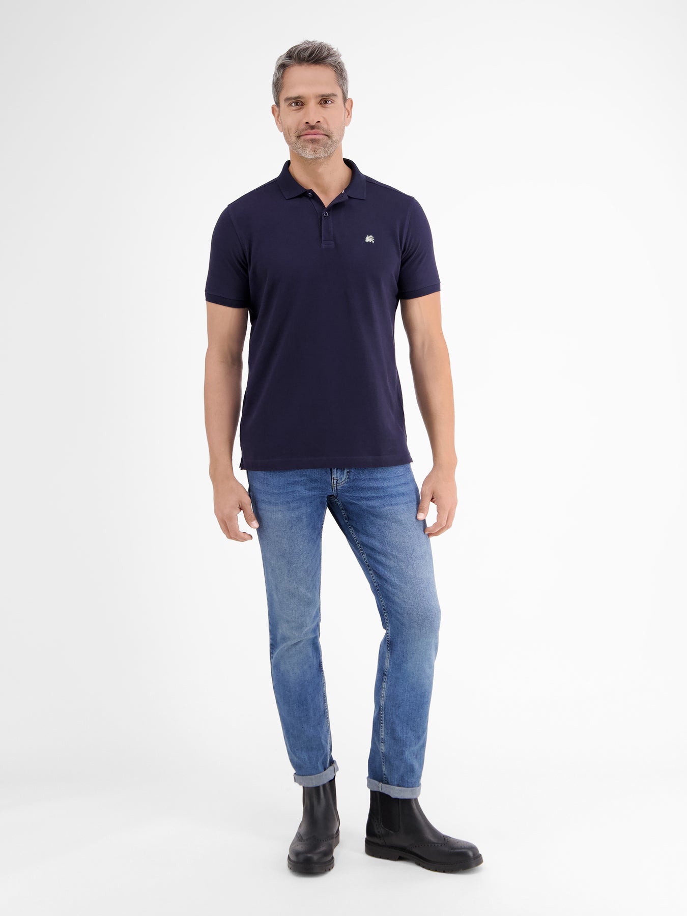 Basic Herren Poloshirt in klassischer Passform und Piquéqualität