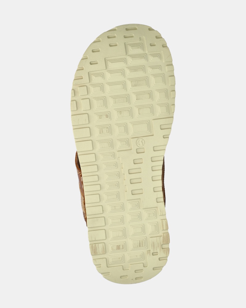 Nelson Slippers  - cognac