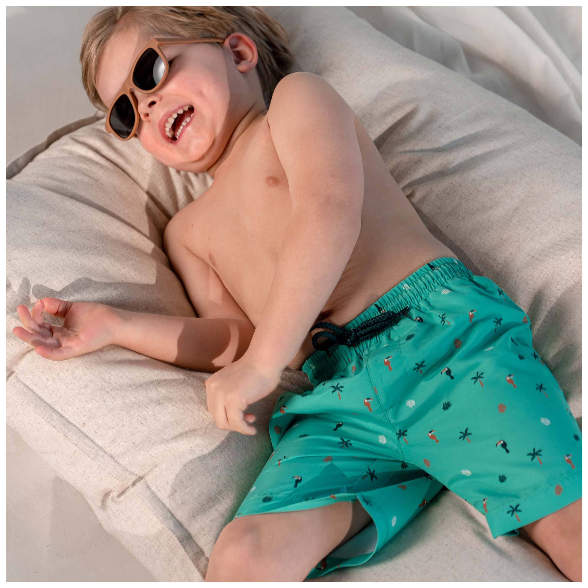 Prénatal kinder zwemshort toekan  all over print multi