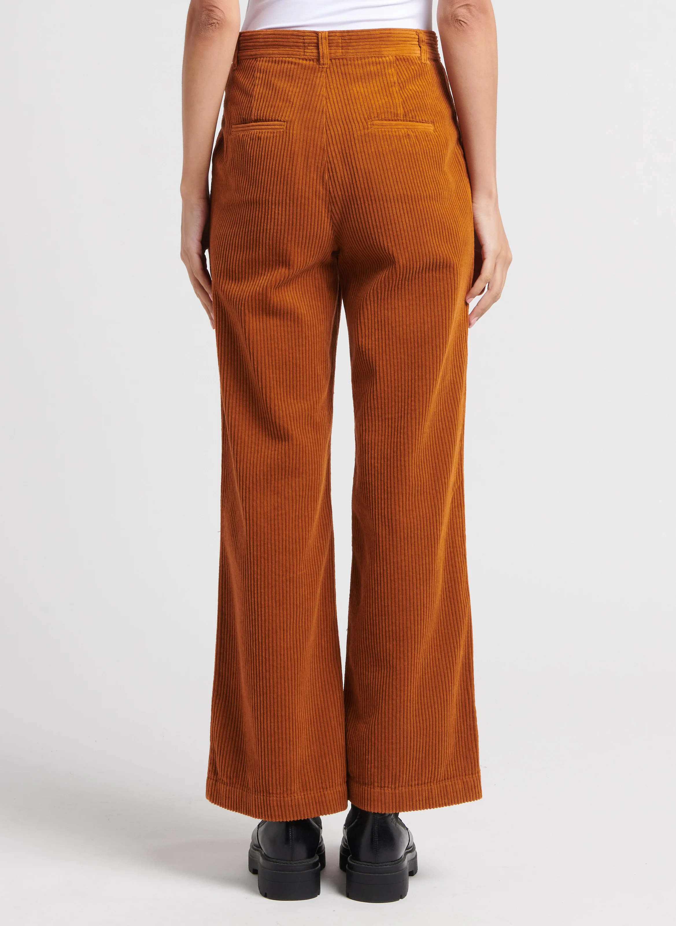 ANELLE - Pantalon en velours côtelé | Marron