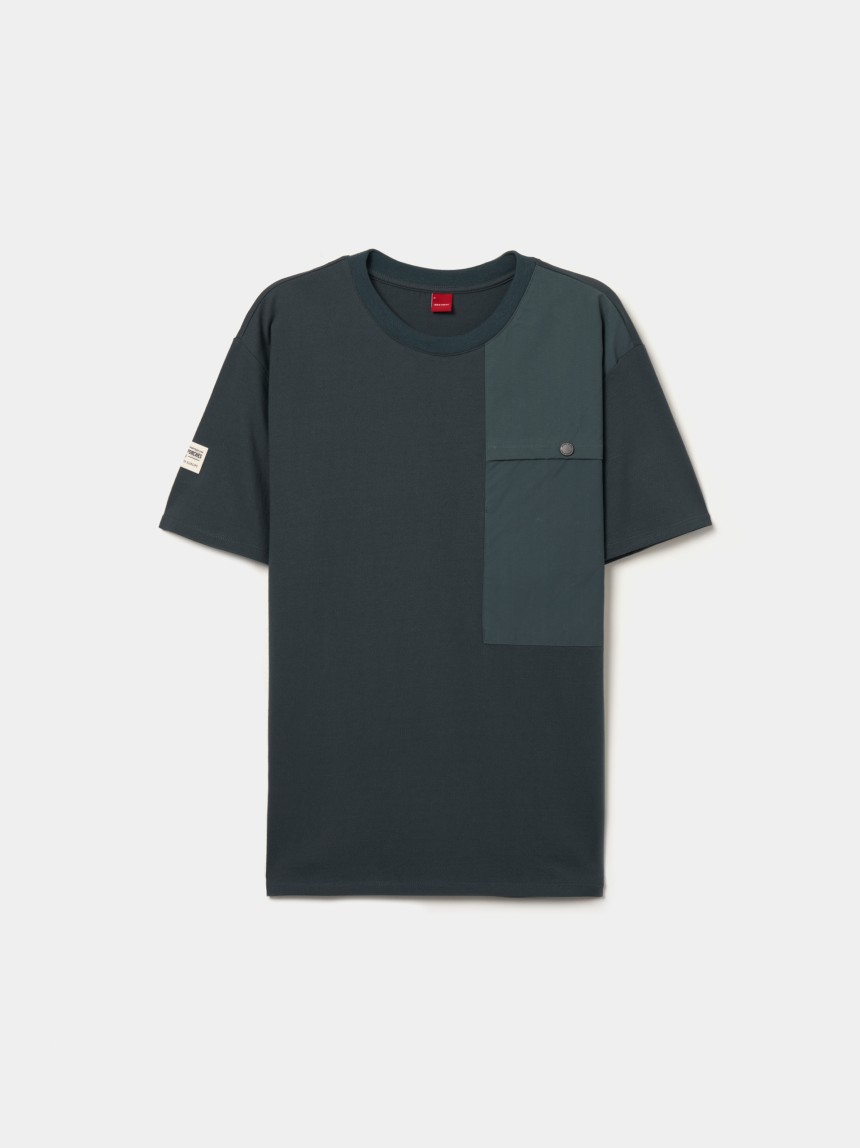 T-shirt de algodão com bolso