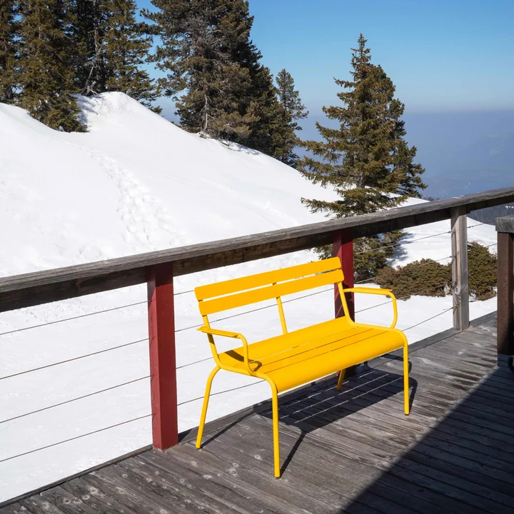 Fermob - Luxembourg Gartenbank mit Armlehne 2-Sitzer, lapilligrau