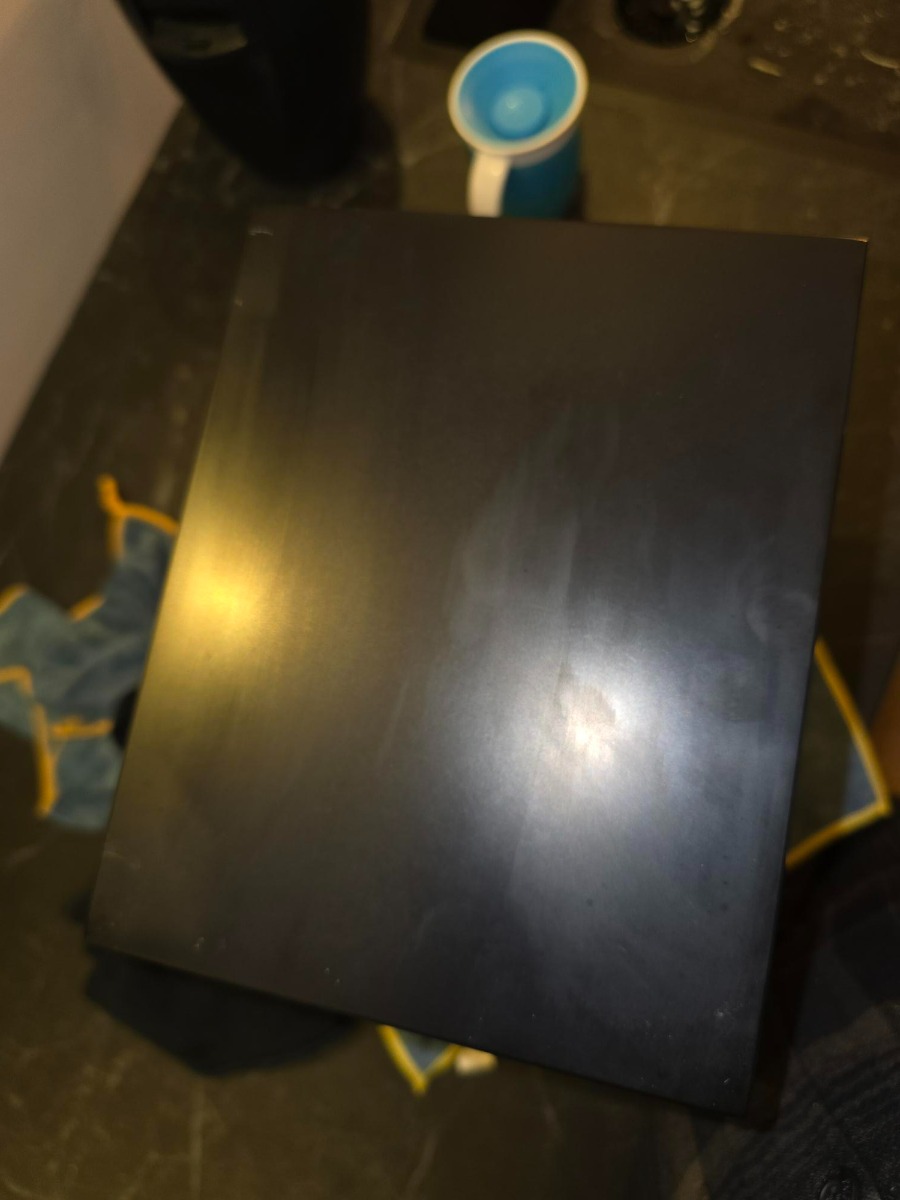 SCHADEMODEL: Saniclear Bali mat zwarte solid surface fontein 36x20cm links