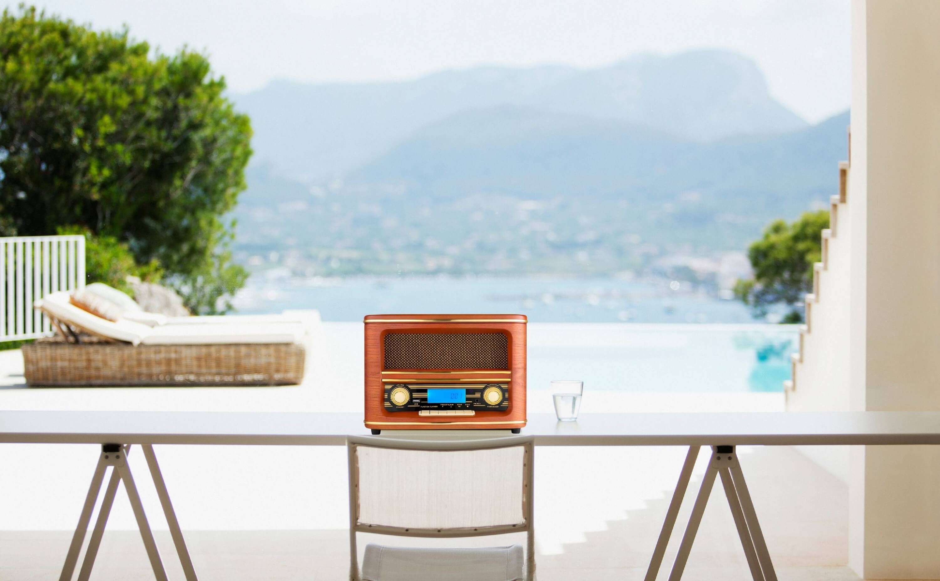 Cyberlux Retro Nostalgie Holz Radio CD/MP3 USB Player Nostalgieradio