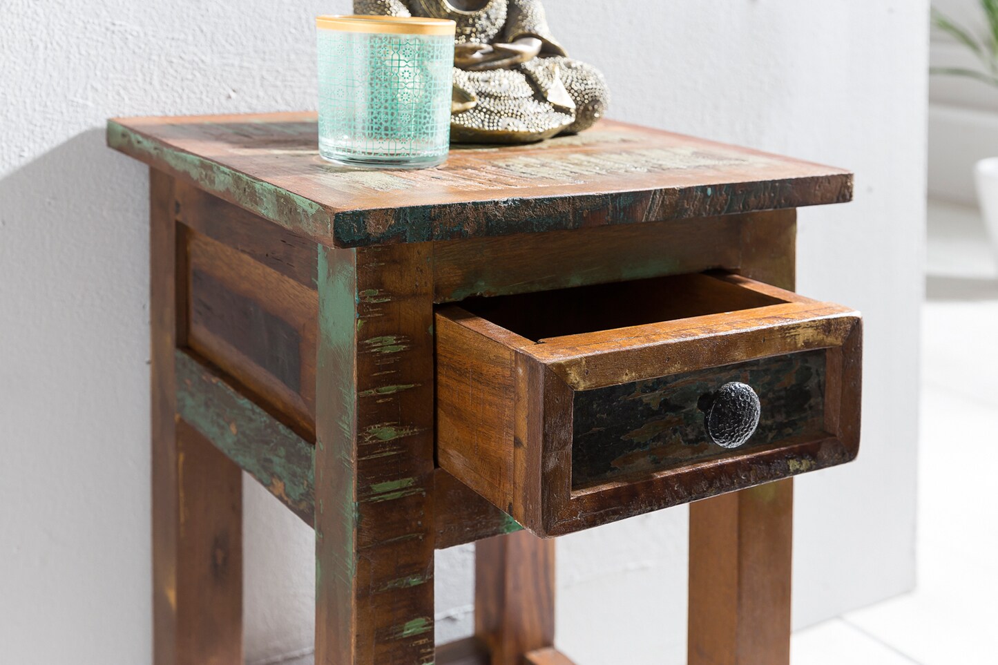 KADIMA DESIGN Shabby-Chic Beistelltisch Mangoholz - Schublade, Braun, 30 kg Traglast, Handgefertigt, KADIMA DESIGN