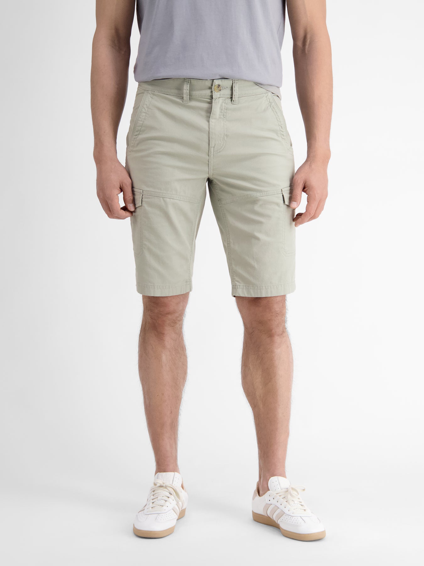 Lässige Herren Cargo-Bermuda, sommerlich leicht