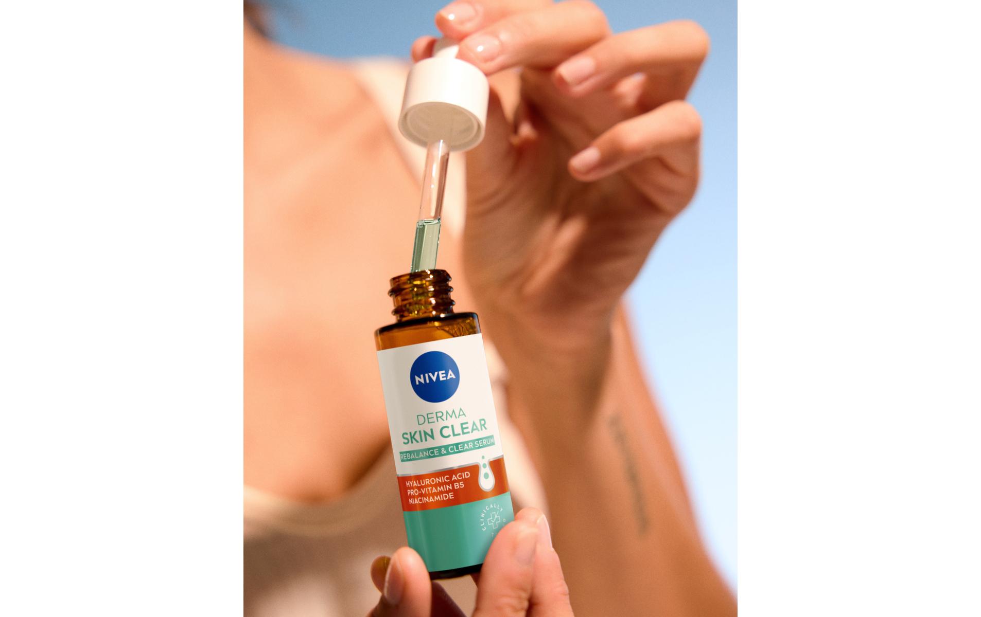 Gesichtsserum Derma Skin Rebalance & Clear 30 mlSerum zur Stärkung der Hautbarriere und Reduzierung von Hautunreinheiten