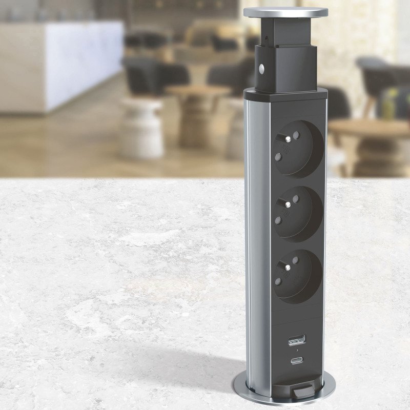 Legrand Prise encastrable Incara Tower 60 -3 prises 2 prises secteur+terre+1 USB A+C