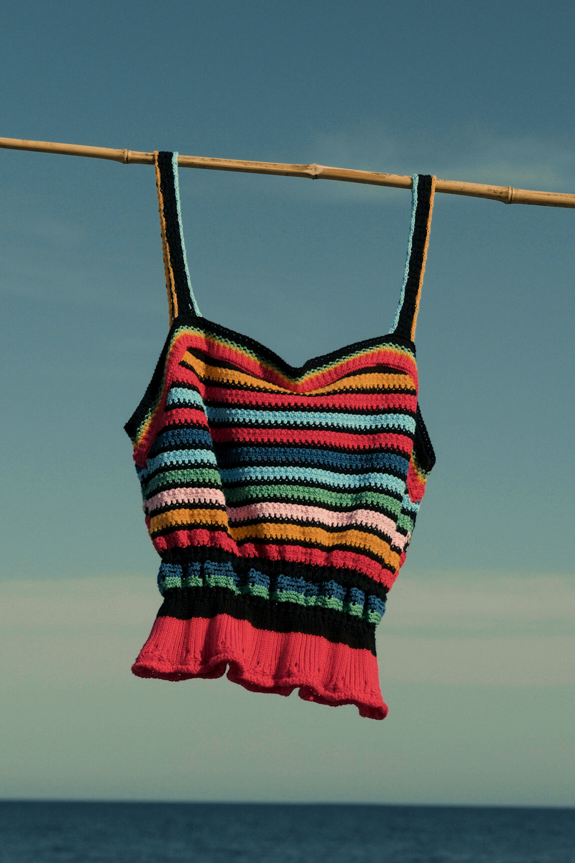 Haut court bretelles crochet