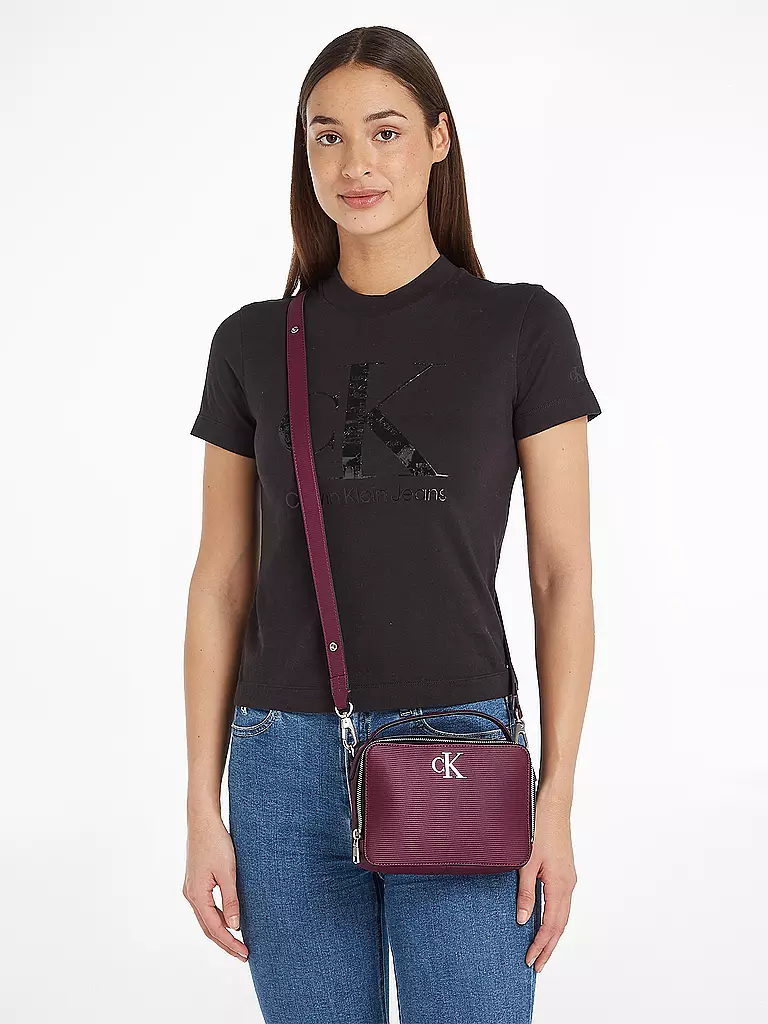 CALVIN KLEIN JEANS Tasche - Mini Bag beere