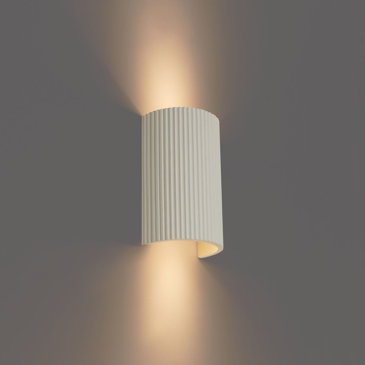 Scandinavische wandlamp beige halfrond 2-lichts - Plaster