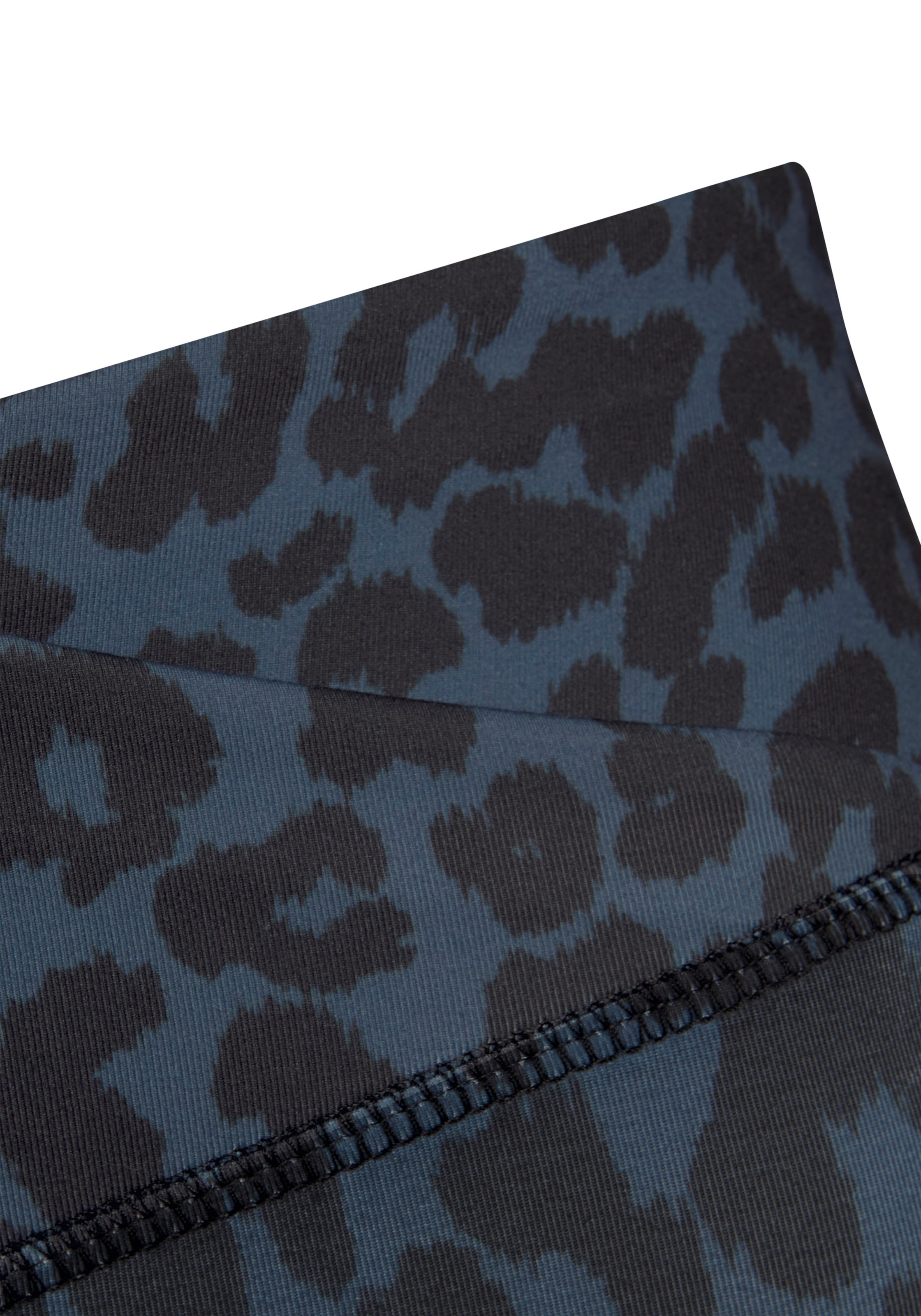 LASCANA ACTIVE Caprileggings  mit allover Druck