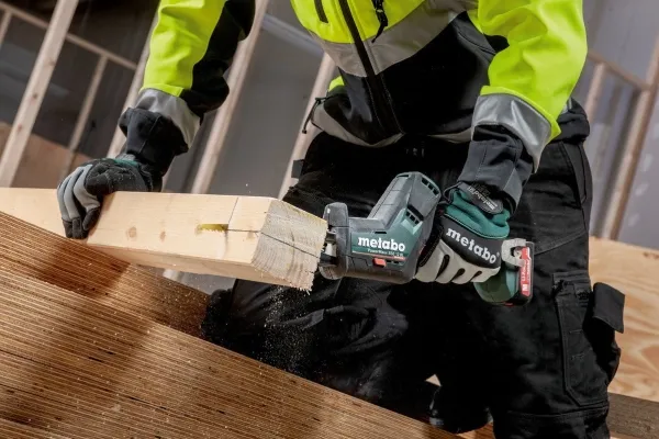Metabo SSE 12 BL - Vekslende sav - ledningfri - 2 batterier - 12 V