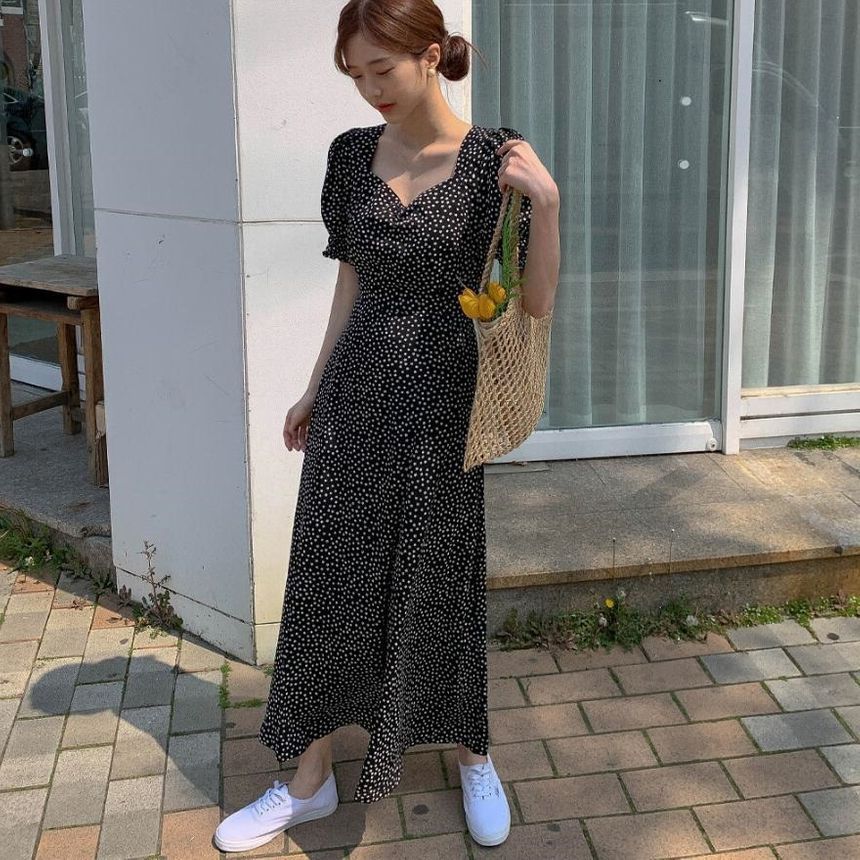 Brigitte - Maxi-jurk met pofmouwen en sweetheart-hals en bloemenprint van chiffon