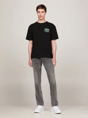 Camiseta com logo nas costas da coleção de 1985