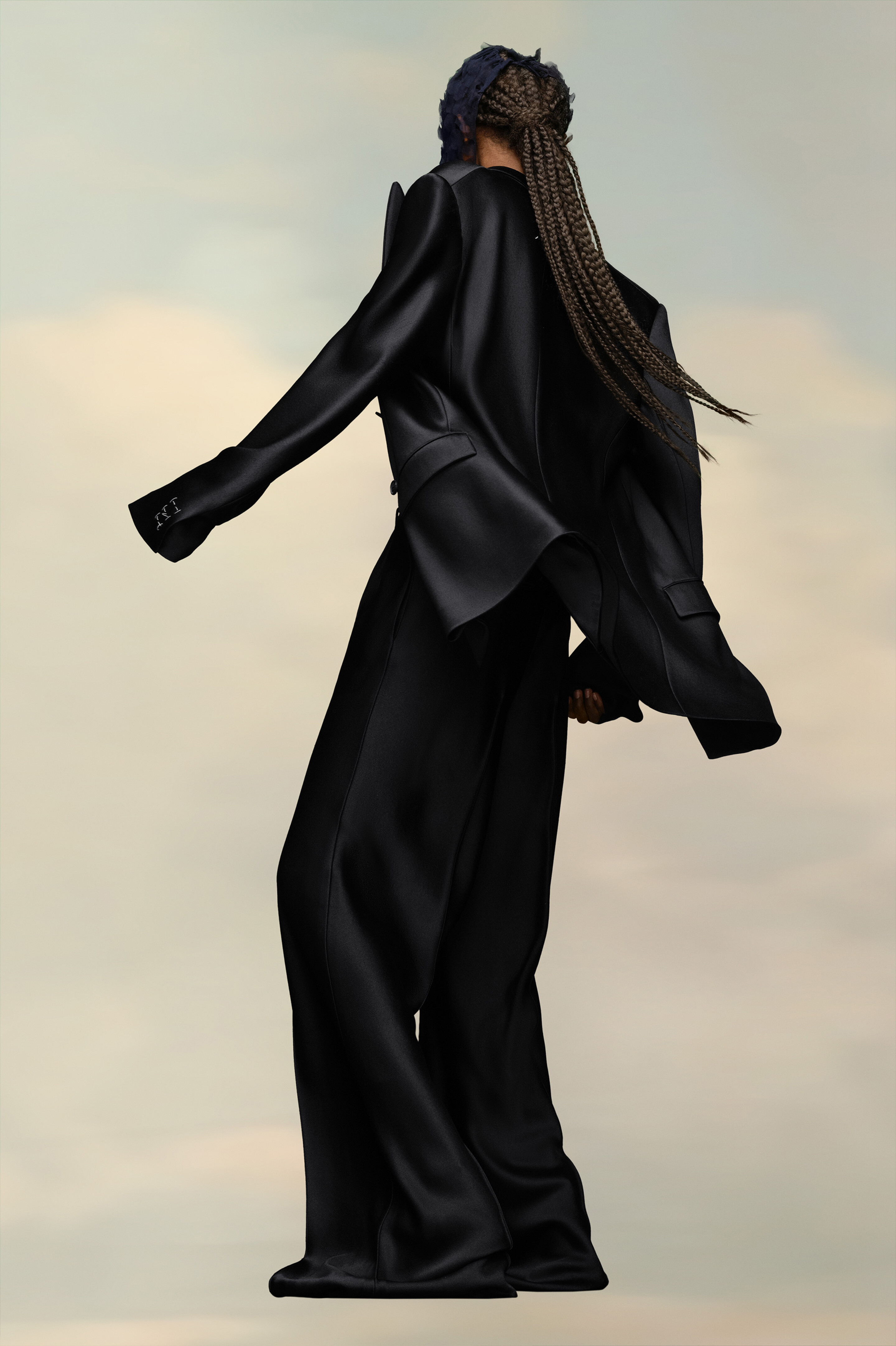 Costume en satin