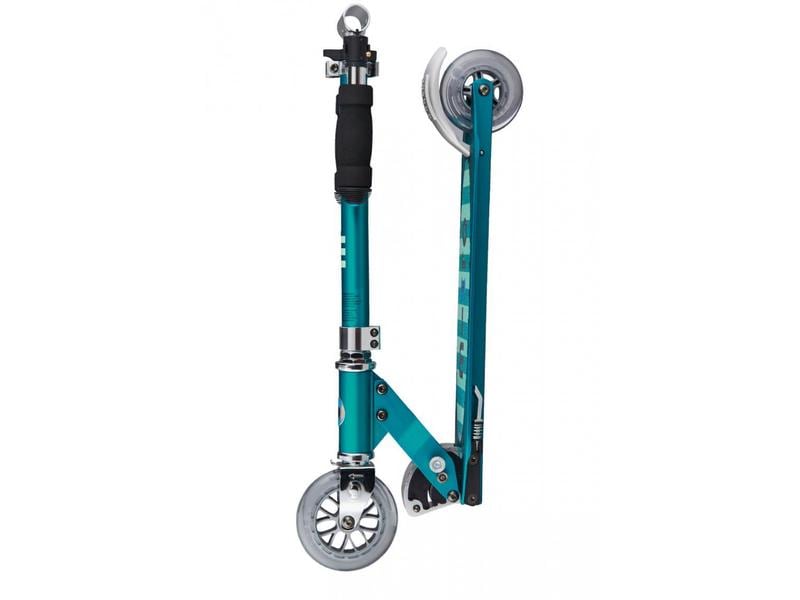 Micro Mobility Kickboard Sprite LED Petrol Stripe Der Klassiker unter den Scootern und absolutes Leichtgewicht – ideal für Kinder und Teenager