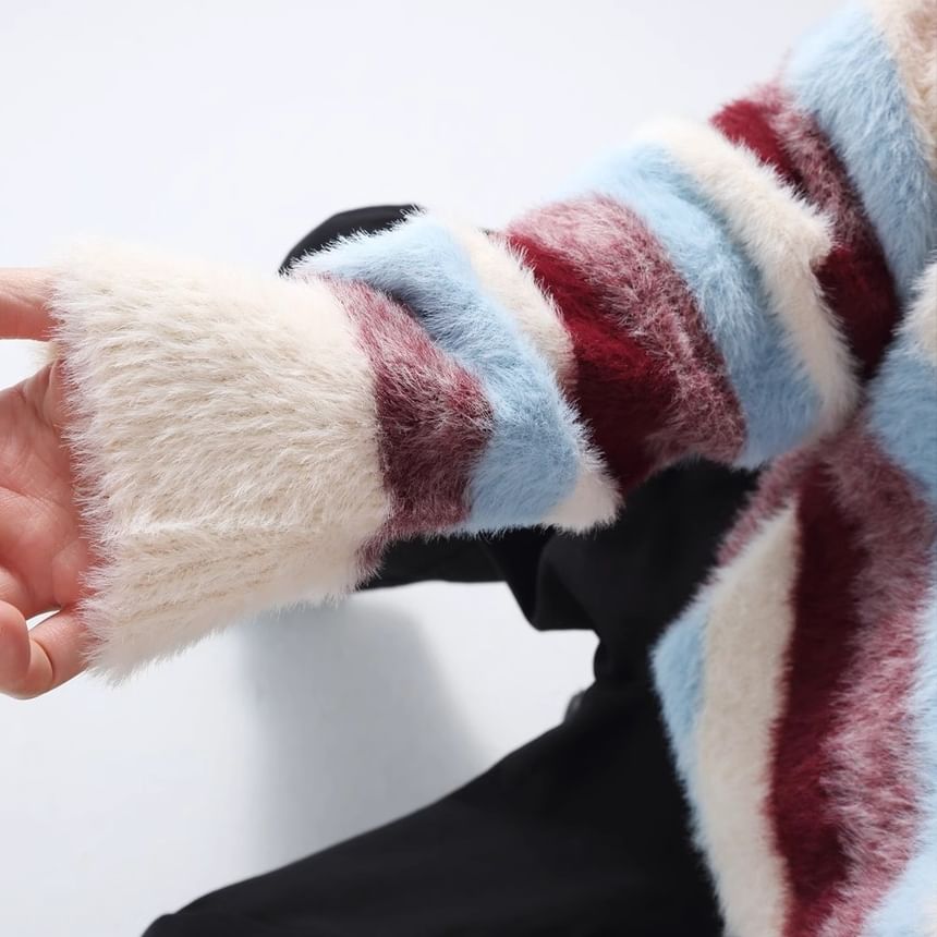 Zoslane - Kleurblok Fluffy gebreide hoodie
