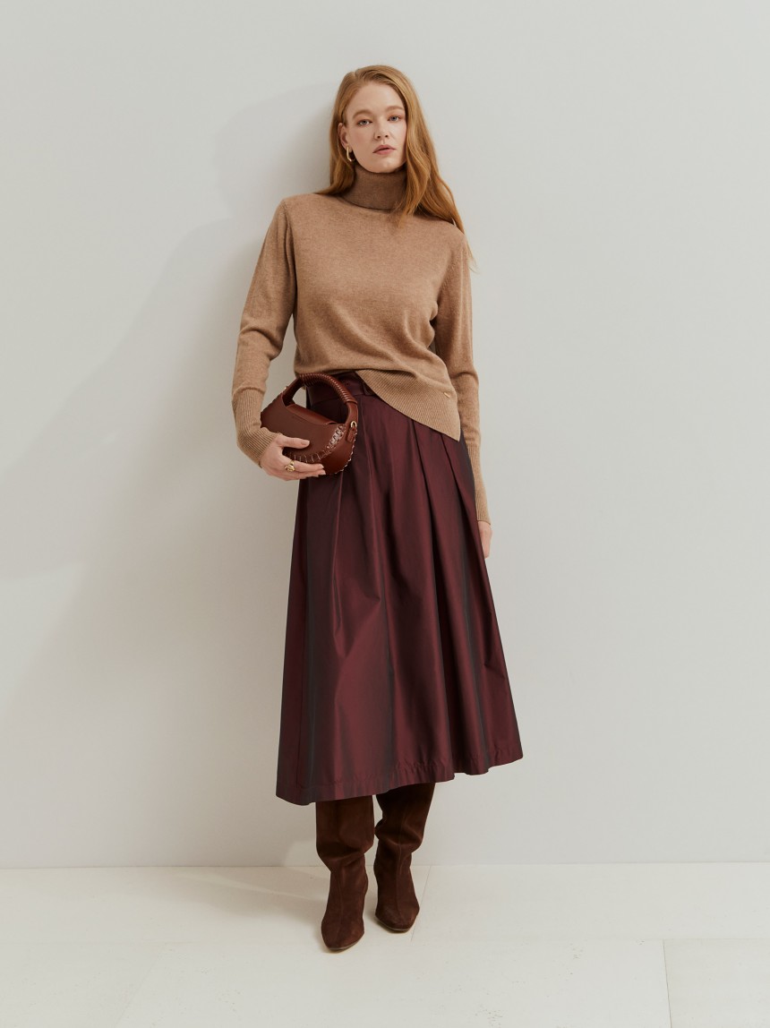 Camisola de gola alta em lã