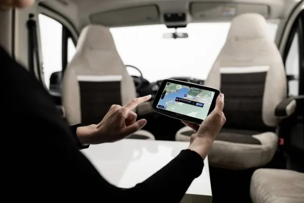 TomTom GO Camper Tour - GPS navigator - automotiv 6