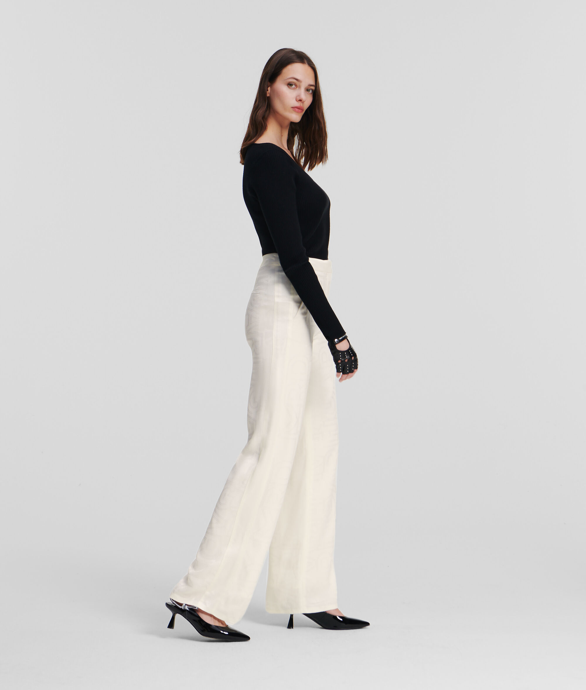 PANTALON HABILLÉ AVEC LOGO KARL