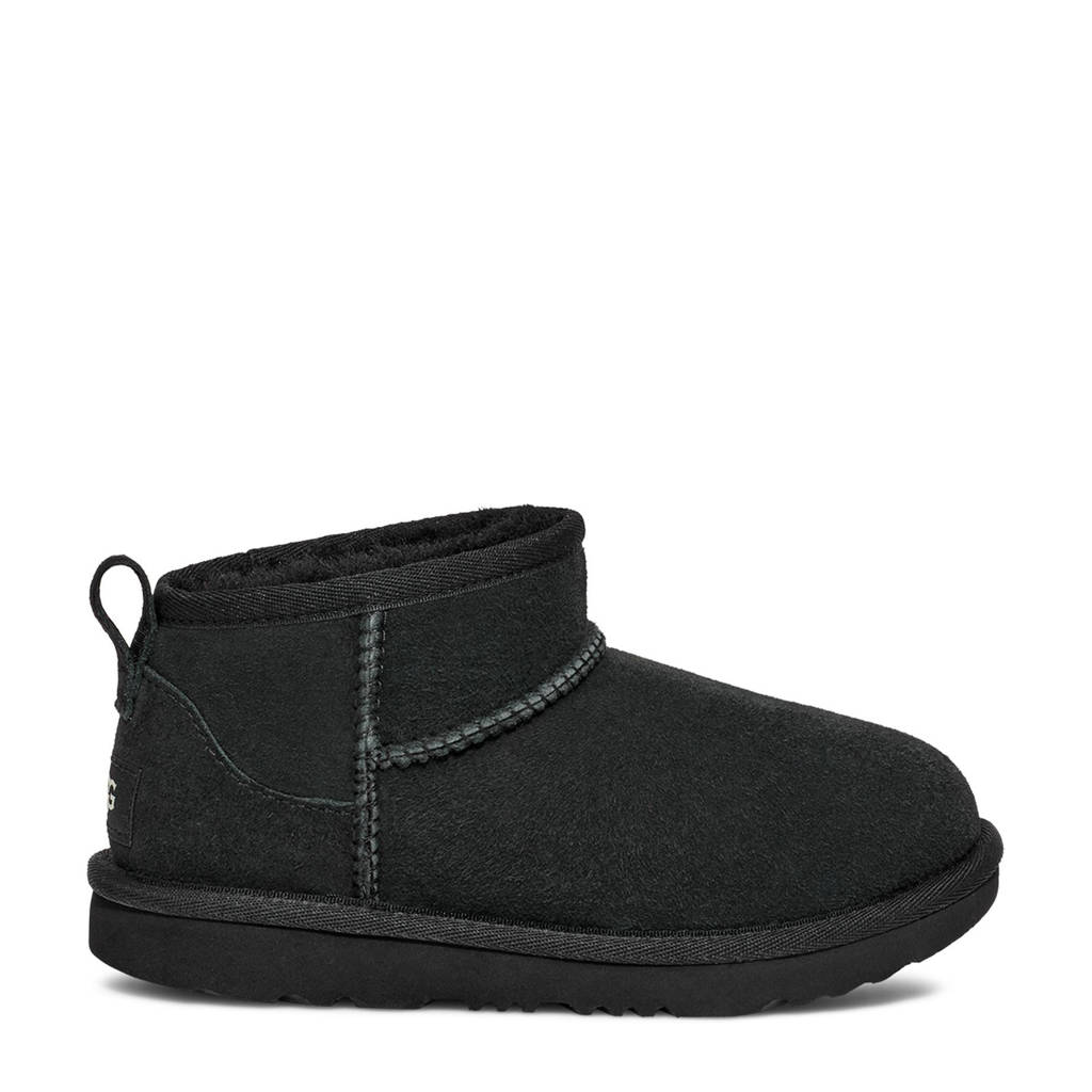 UGG Classic Ultra Minisuède enkelboots zwart