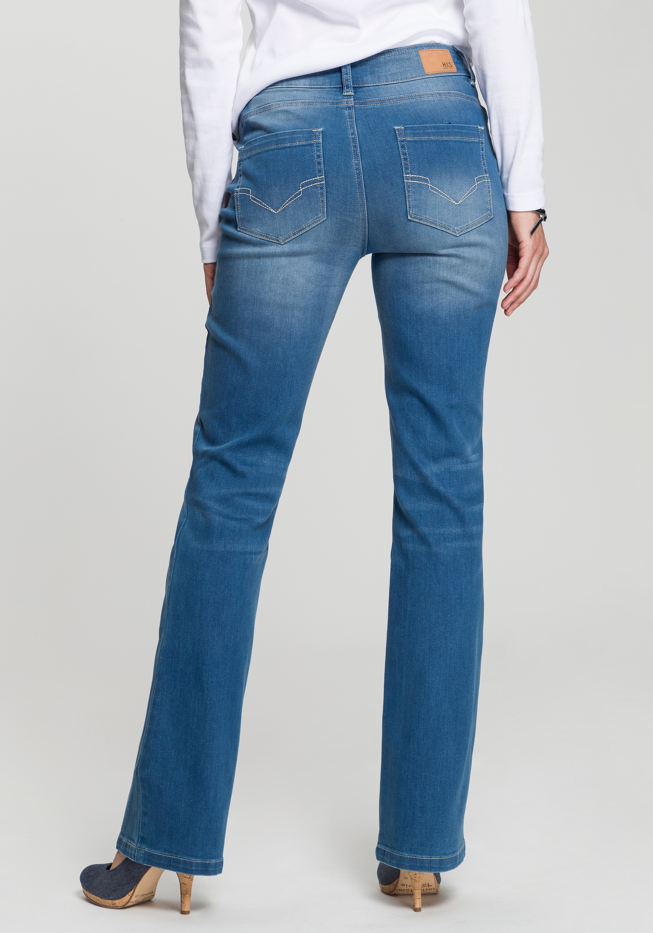 H.I.S Bootcut-Jeans »High-Waist« hohe Taille,  Bootcut,  mit Used-Effekten,  auch in Langgrössen