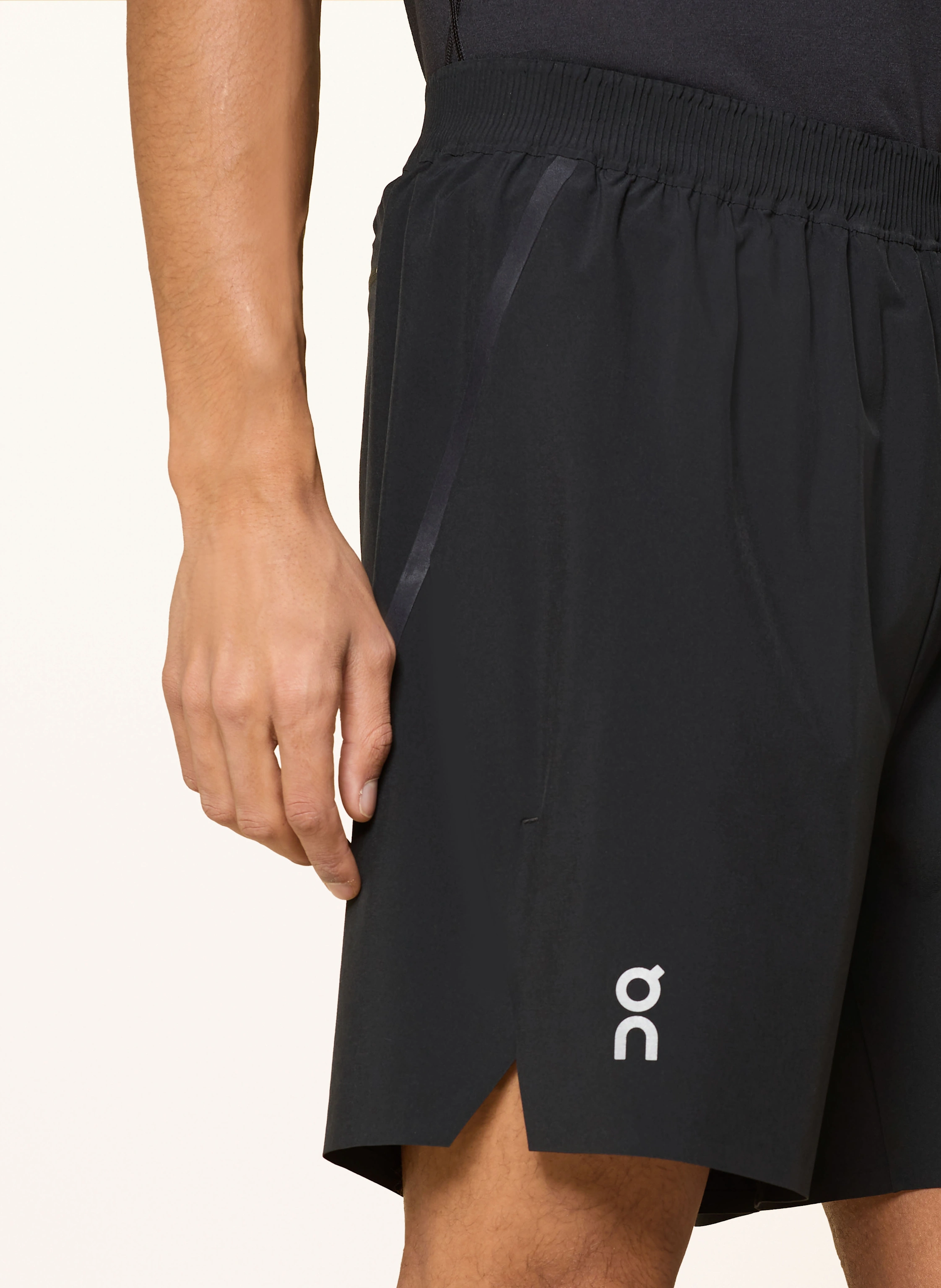 On 2-in-1-Trainingsshorts TRAIN SHORTS