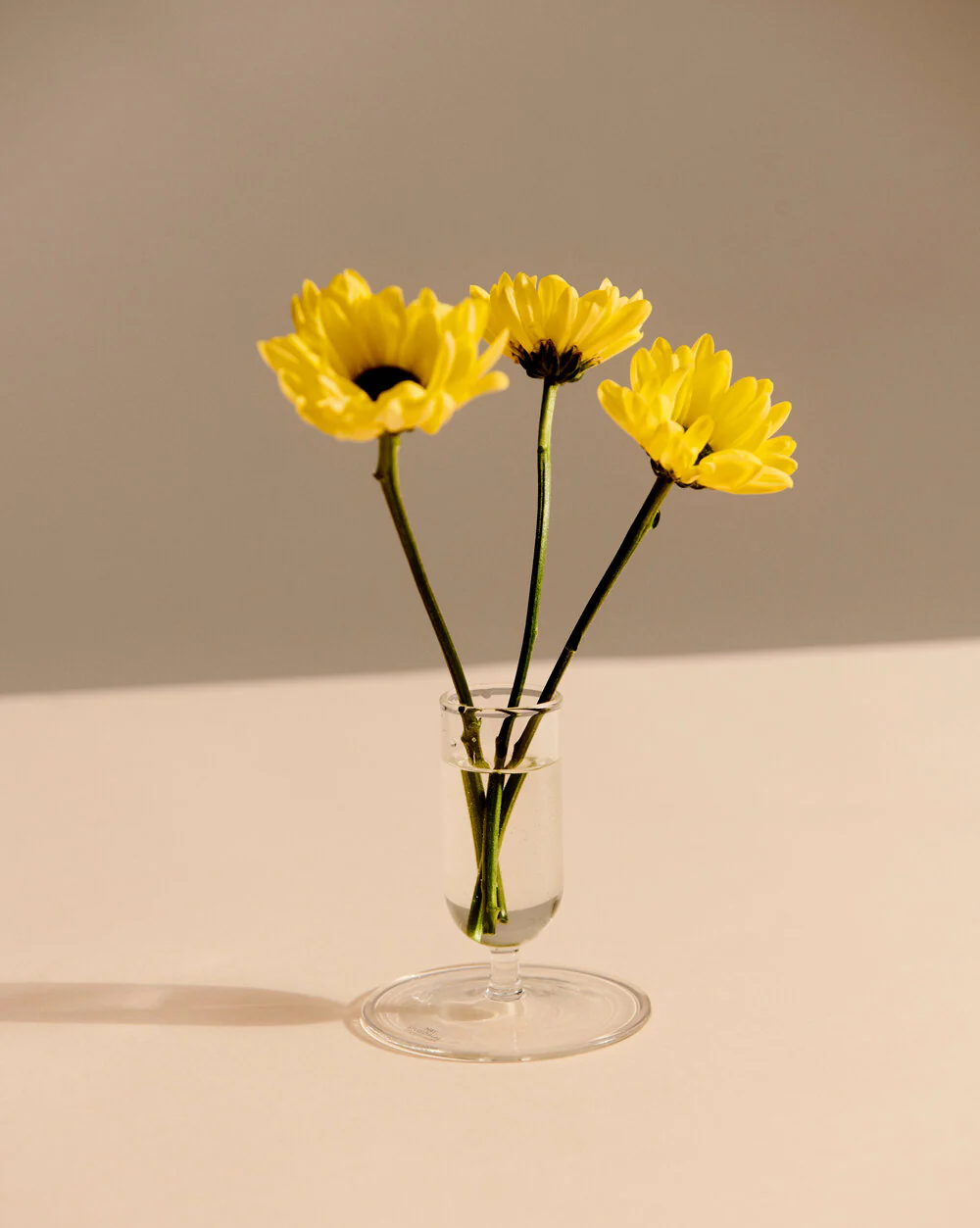 HAY  Tiny Vase, klar - H8,6 cm.