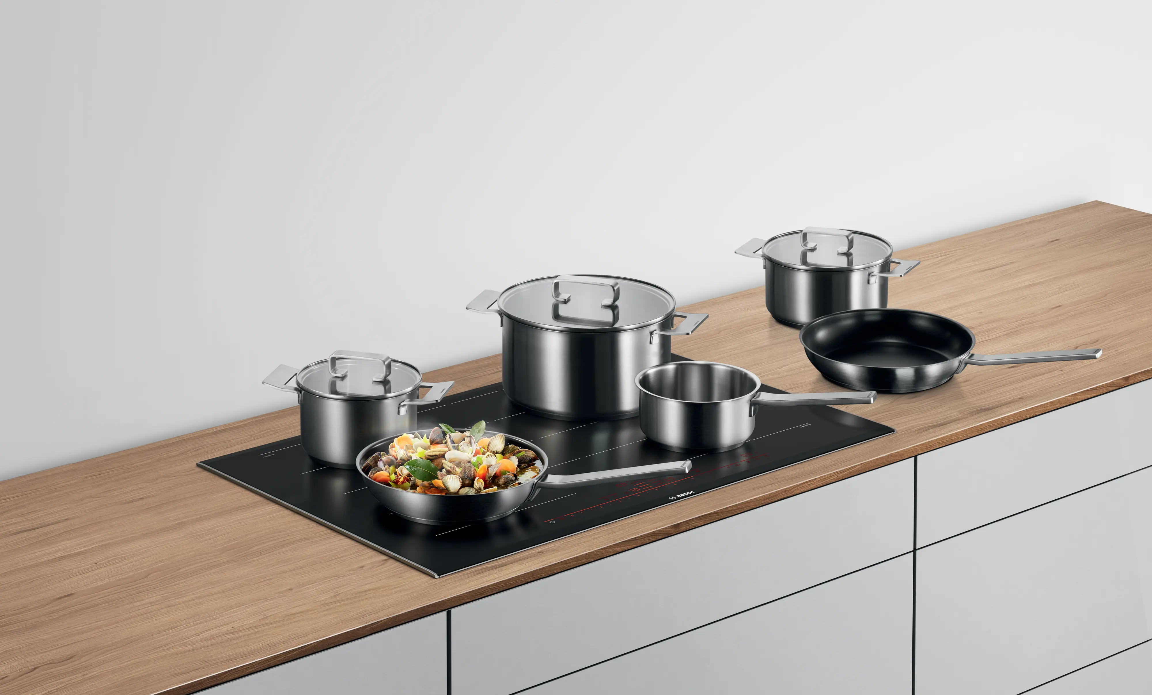 Pannenset 6 stuks HEZ9SE060 • 17005722