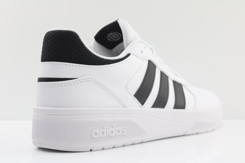 Adidas Sneaker